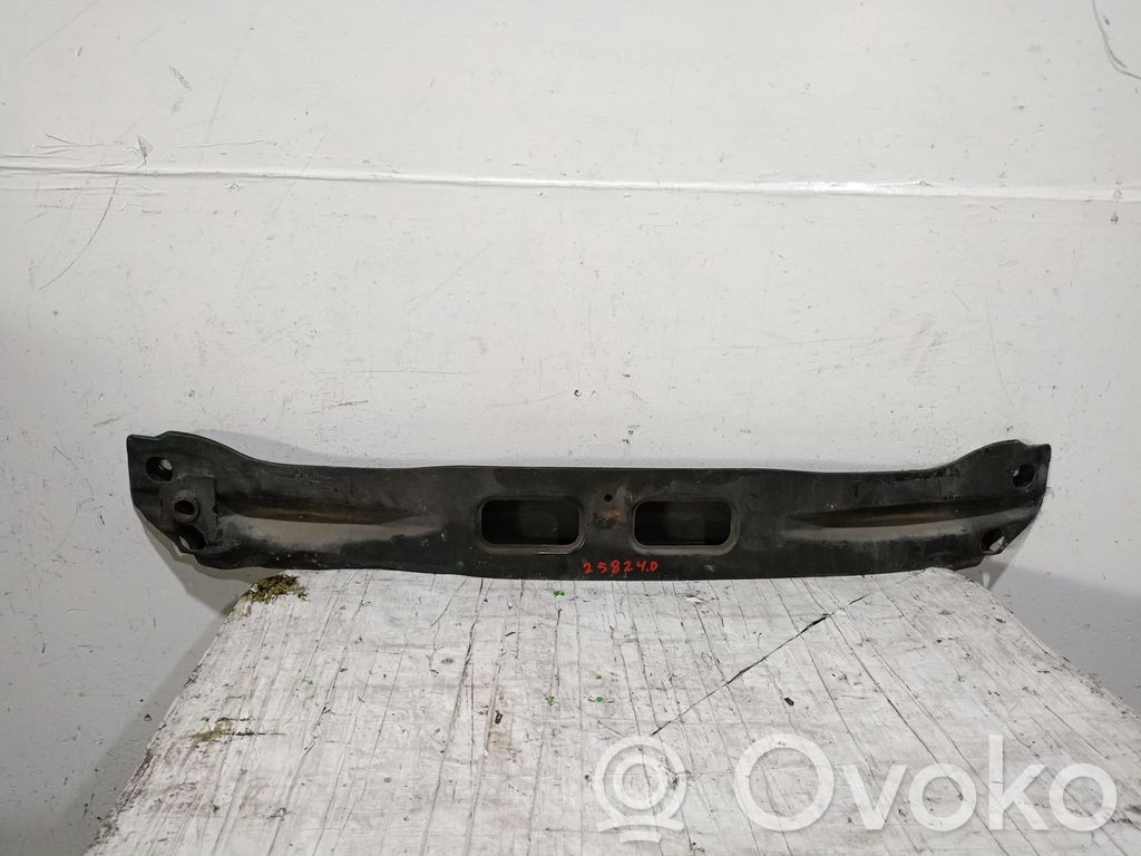 Mitsubishi Colt Staffa di rinforzo montaggio del paraurti anteriore 