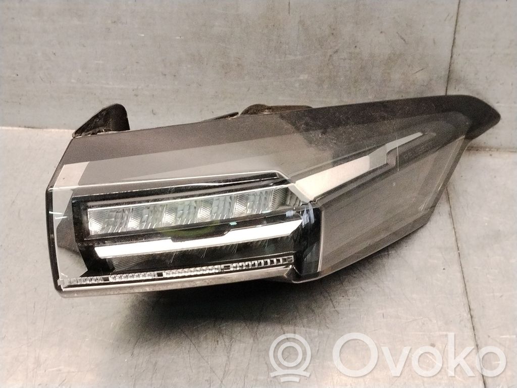 Peugeot 308 Lampă spate în caroserie 