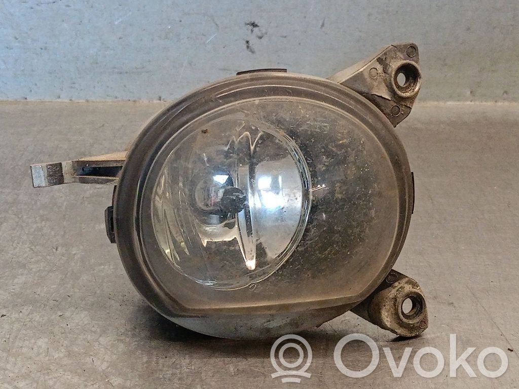 Toyota Corolla Verso E121 Fendinebbia anteriore