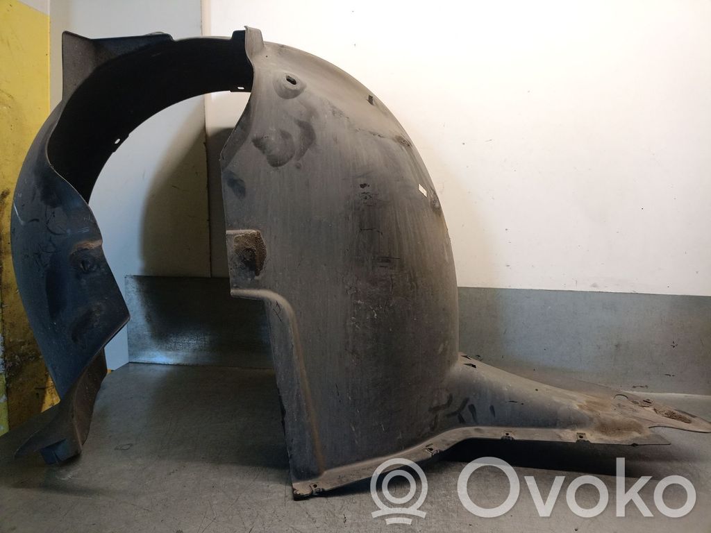 Skoda Superb B6 (3T) Rivestimento paraspruzzi passaruota anteriore 