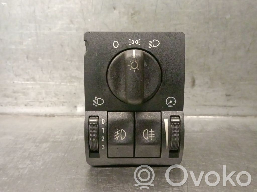 Opel Astra G Interruttore di regolazione dell’illuminazione del quadro 