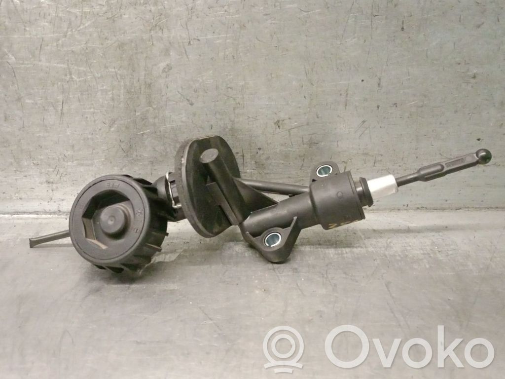 Opel Corsa D Pedal de embrague 