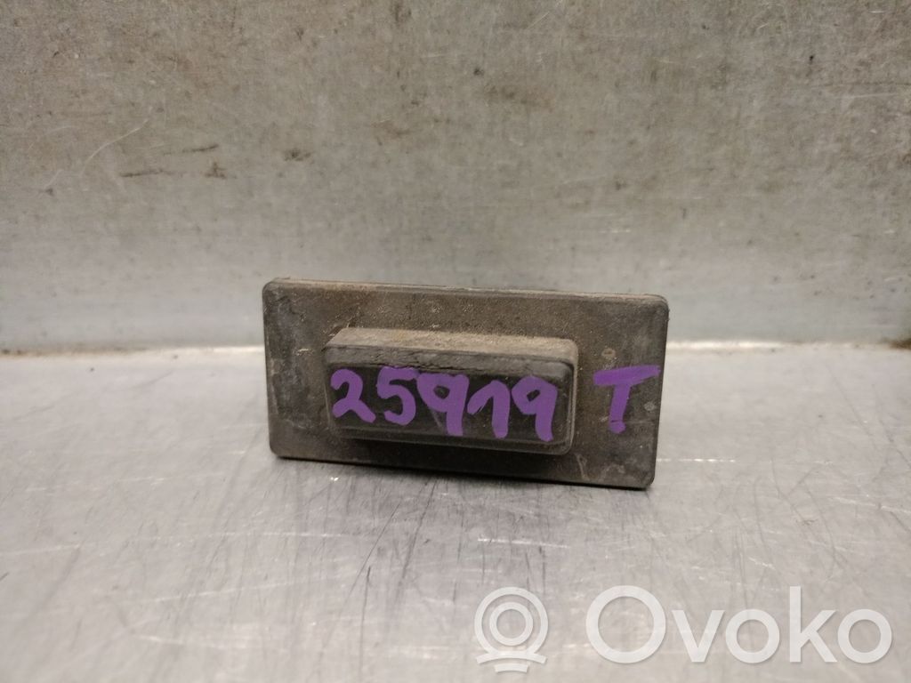 Manecilla externa puerta trasera   GHK1568D0,GHK1568D0