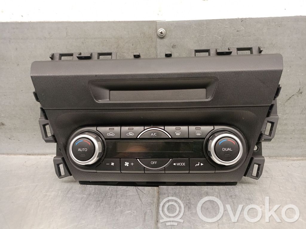 Mazda 3 III Climate control unit 