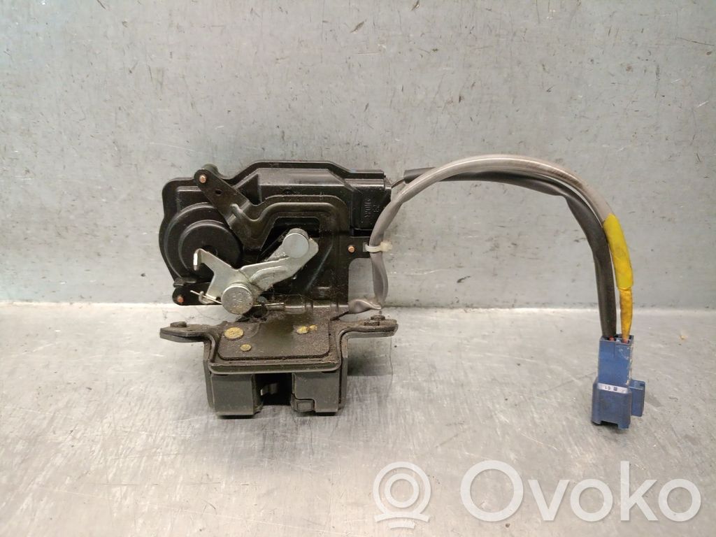 Toyota Corolla Verso AR10 Tailgate lock latch