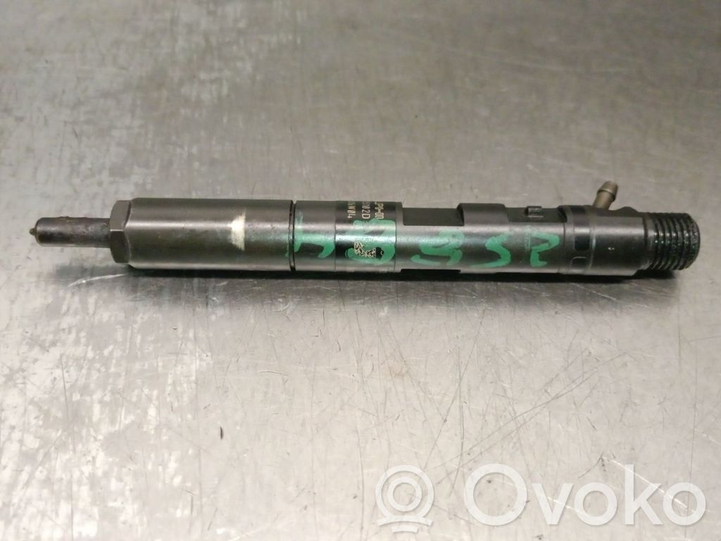 Renault Clio III Injector combustibil 