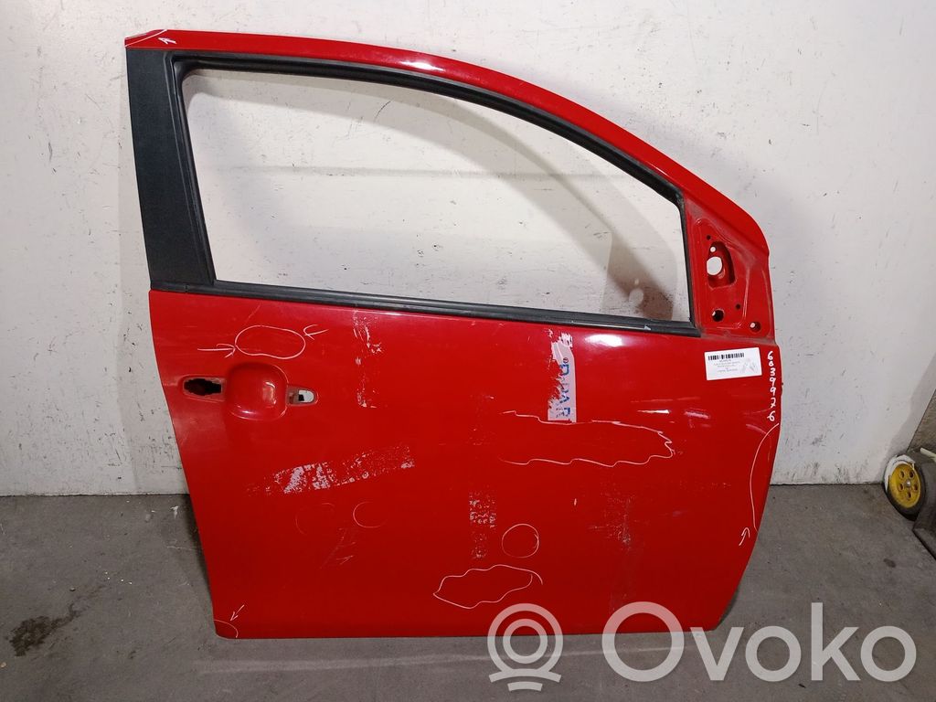 Toyota Aygo AB40 Puerta delantera 