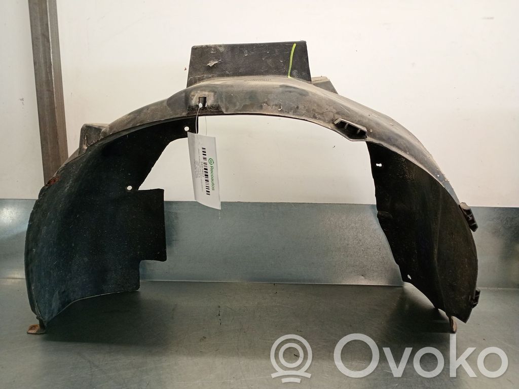 Opel Corsa B Pare-boue passage de roue avant 