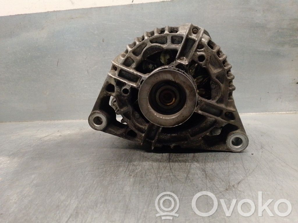 Opel Astra G Generator/alternator 