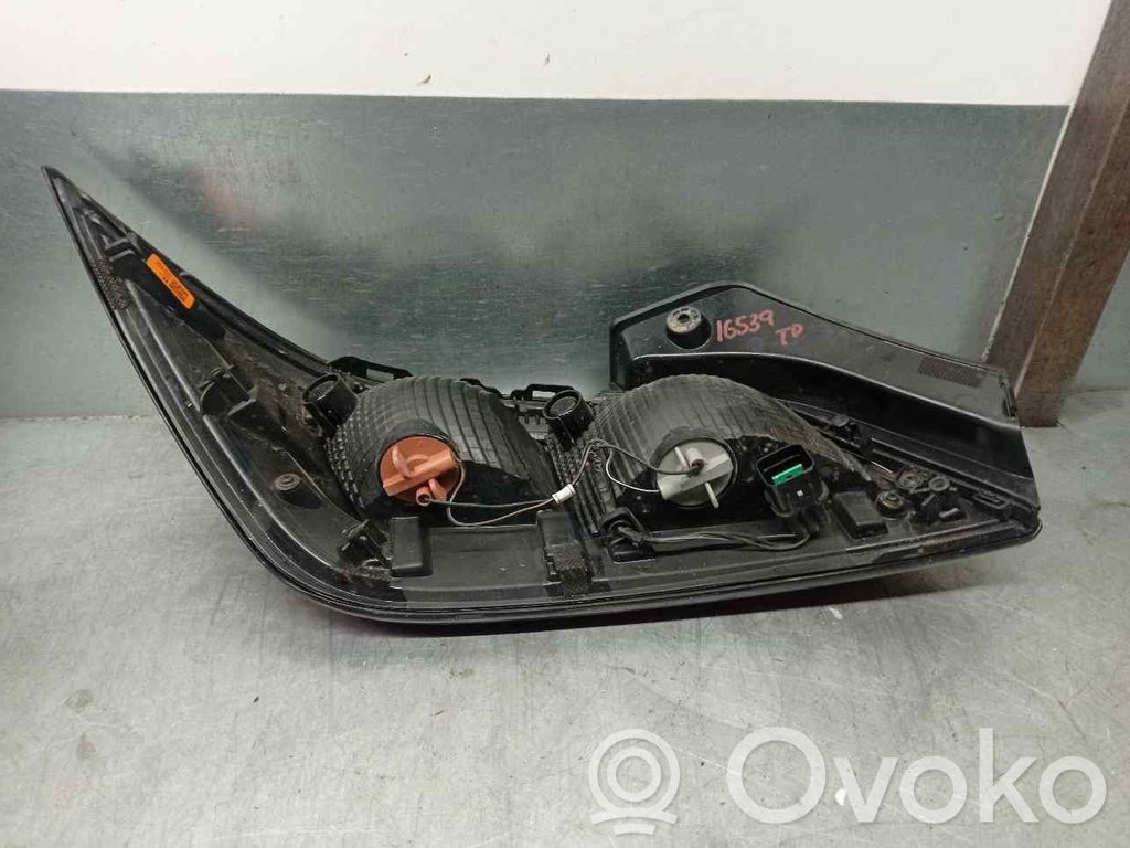 Mercedes-Benz GLA W156 X156 Antenna autoradio