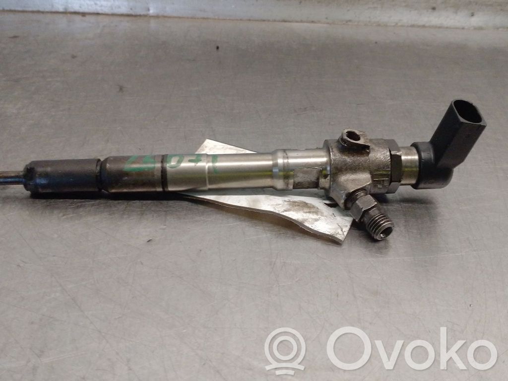 Injector combustibil   03L130277B