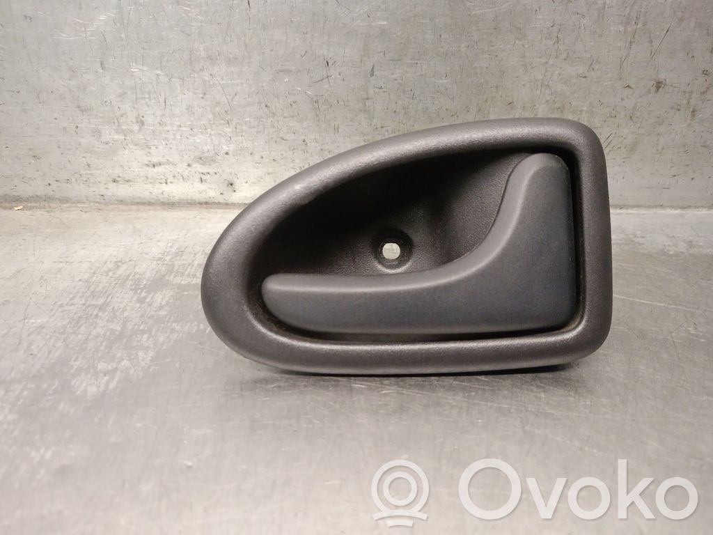 Renault Clio II Manecilla interna puerta trasera