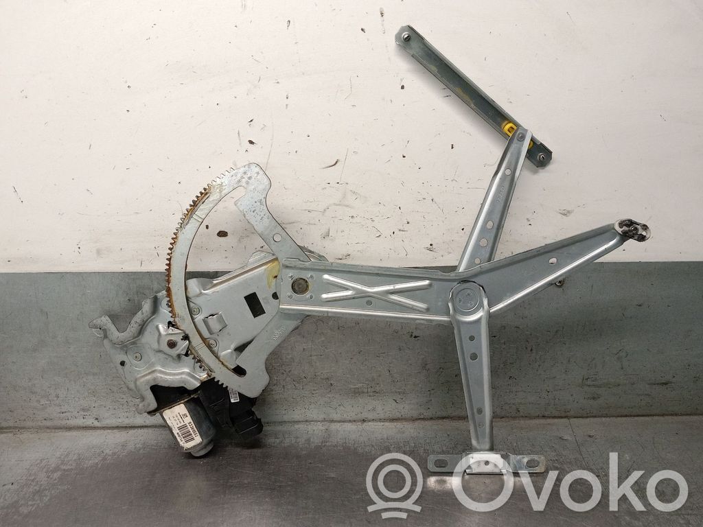 Opel Meriva A Regulador manual de la ventanilla delantera 