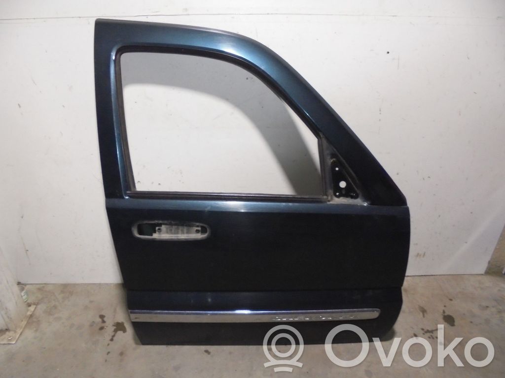 Jeep Cherokee KJ Puerta delantera