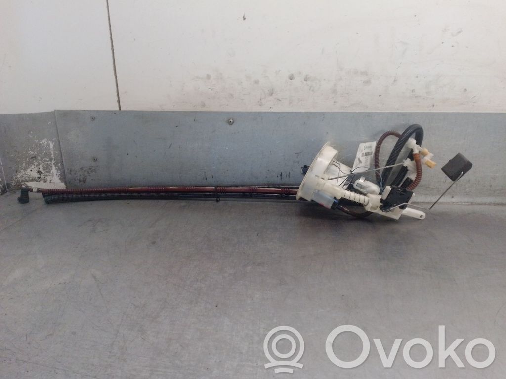 BMW 1 E81 E87 Polttoainesäiliön pumppu