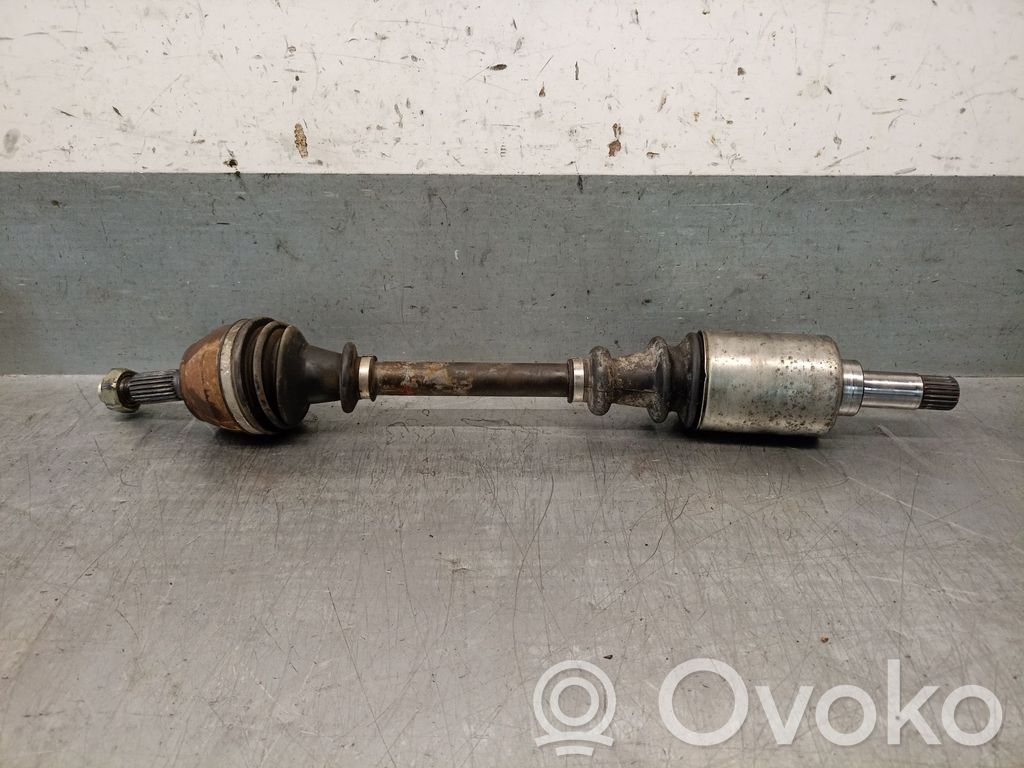 Peugeot 205 Arbre d'entraînement avant
