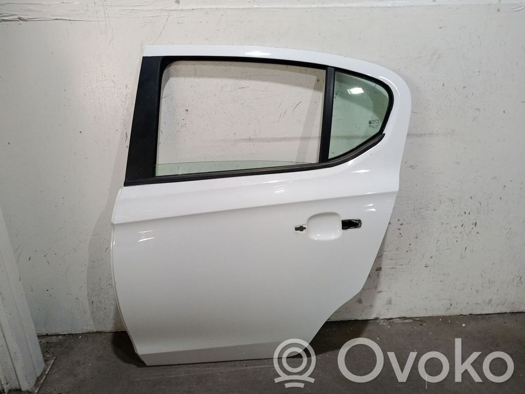 Opel Corsa E Aizmugurējās durvis