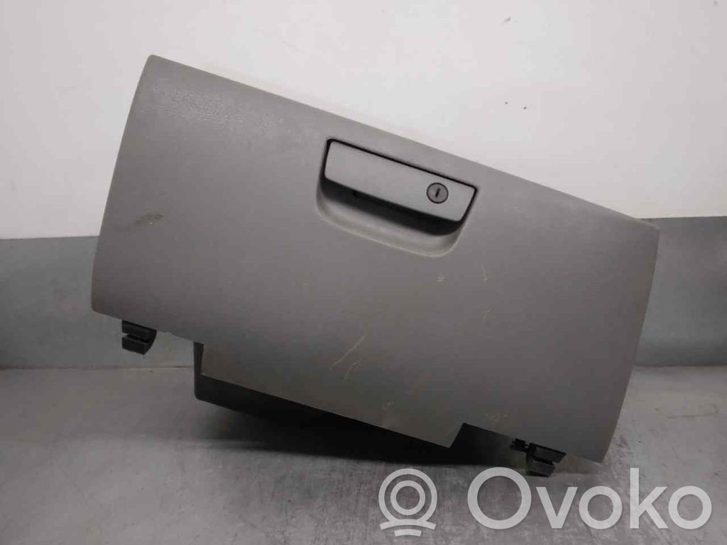 Jeep Grand Cherokee (WK) Vano portaoggetti 