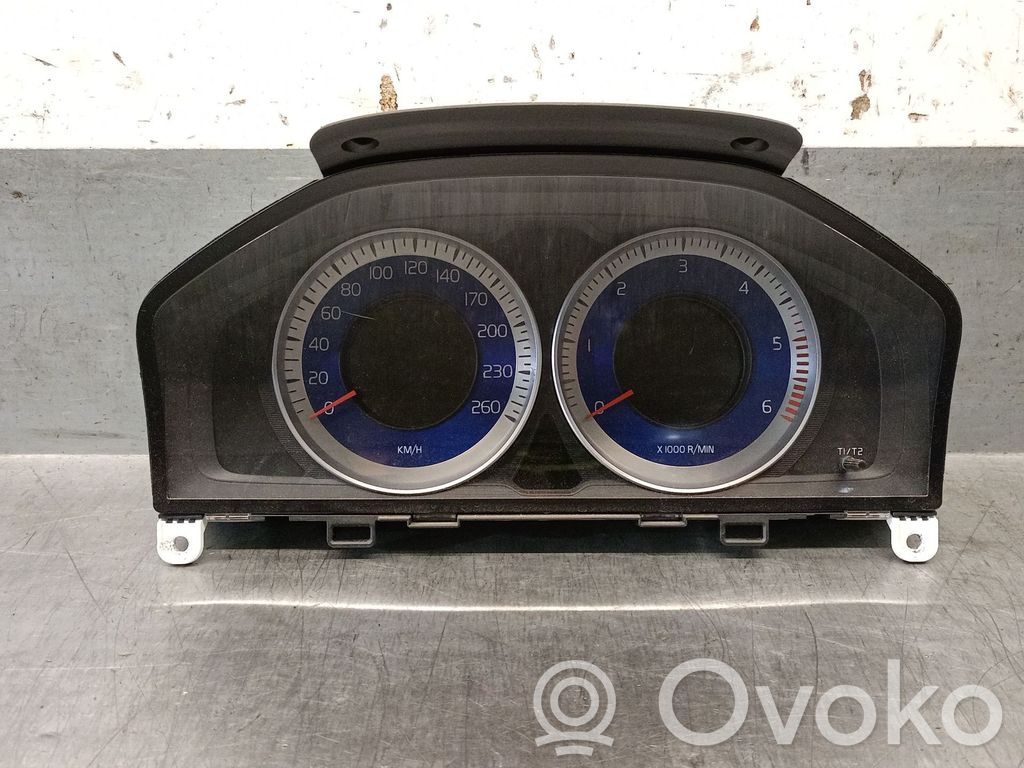 Volvo V60 Speedometer (instrument cluster) 