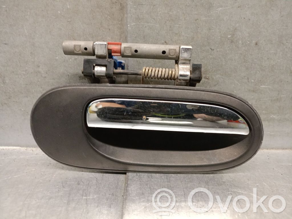 Nissan Almera N16 Išorinė atidarymo rankena galinių durų