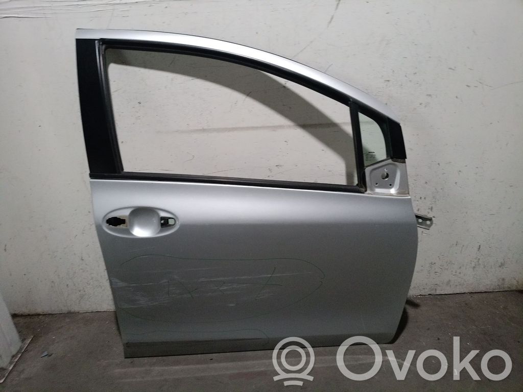 Toyota Yaris Portiera anteriore 