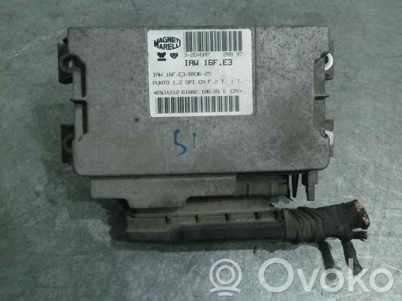 Fiat Punto (176) Unidad de control/módulo del motor 