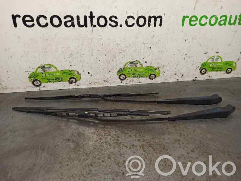 Renault Clio I Wischerarm vorne
