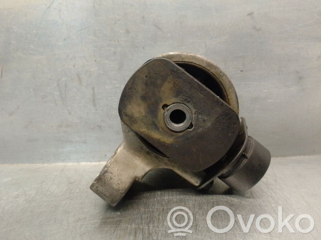Hyundai Coupe Supporto di montaggio del motore 