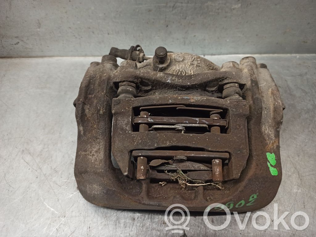 Volkswagen Transporter - Caravelle T4 Front brake caliper