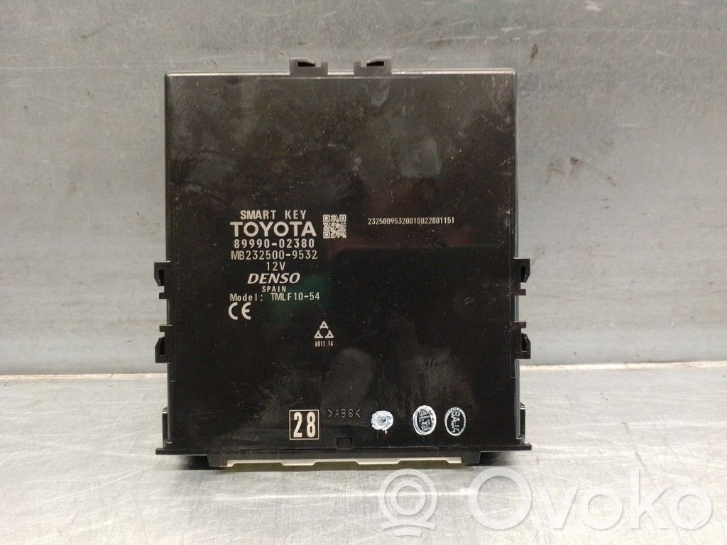 Toyota Auris E180 Centralina cancello 