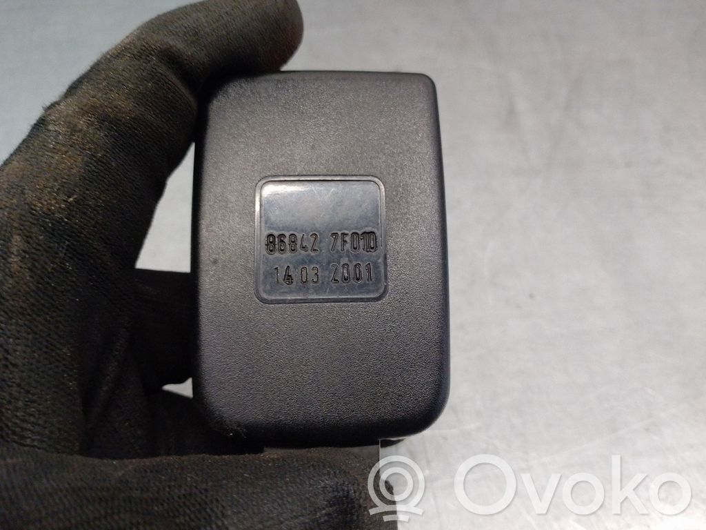Nissan Terrano Boucle de ceinture de sécurité avant
