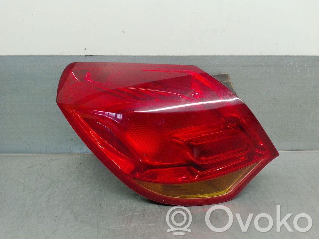 Opel Astra H Rückleuchte Heckleuchte 