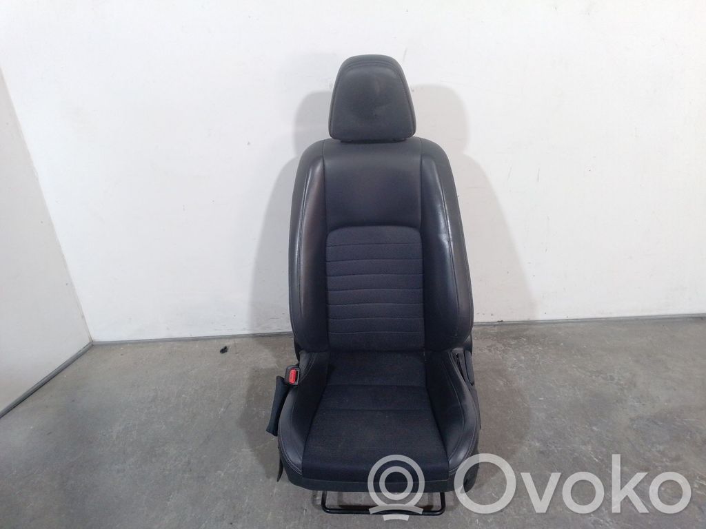 Lexus IS III XE30 Siège conducteur avant 
