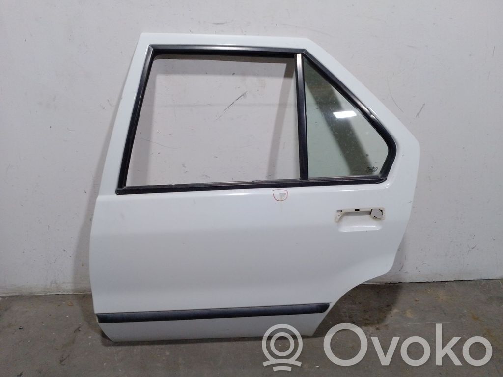 Renault 19 Takaovi 