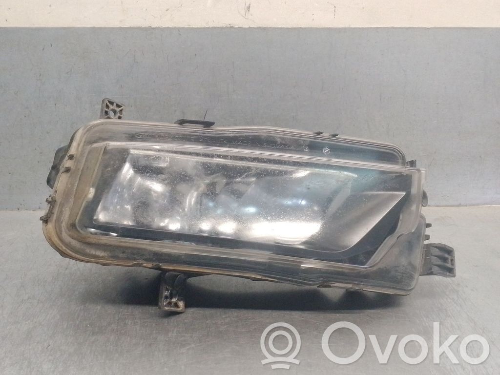 Volkswagen Caddy Feu antibrouillard avant