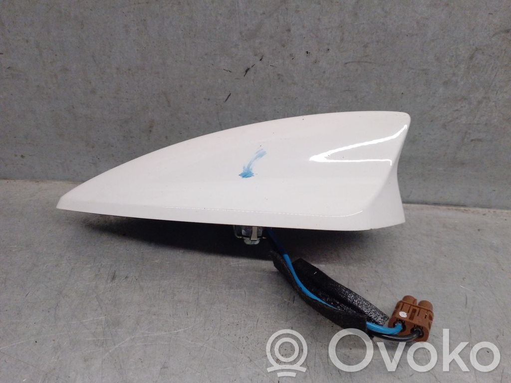 Opel Zafira C Radion antenni 
