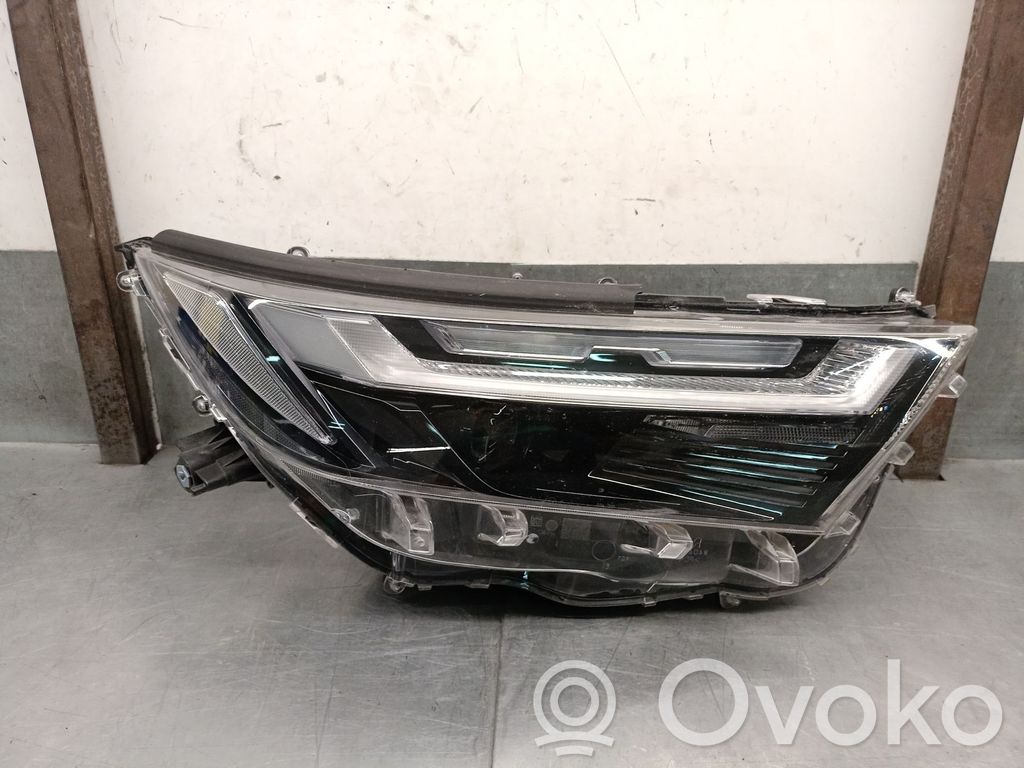 Toyota RAV 4 (XA50) Faro/fanale