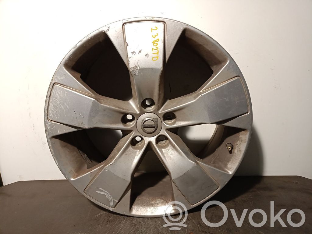 Volvo XC40 R18-alumiinivanne 