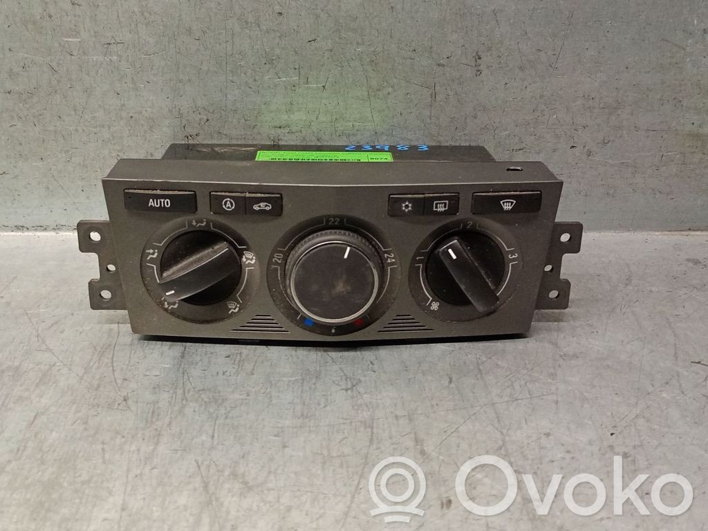 Opel Antara Climate control unit