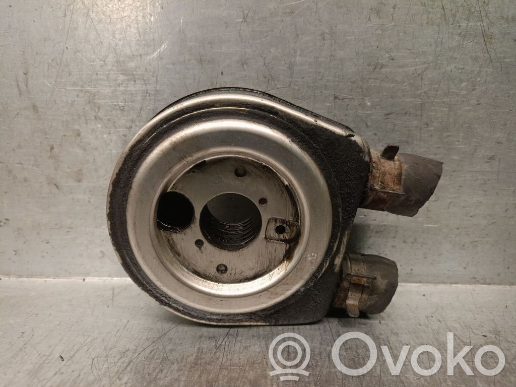 Hyundai Accent Ölkühler