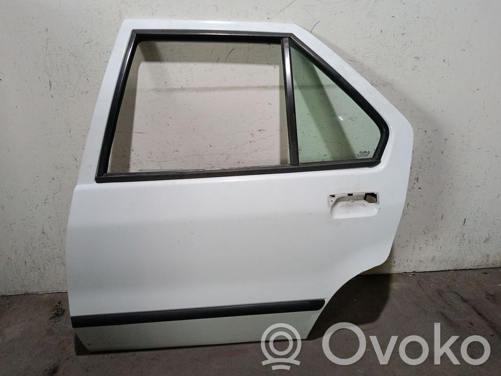 Renault 19 Puerta trasera 
