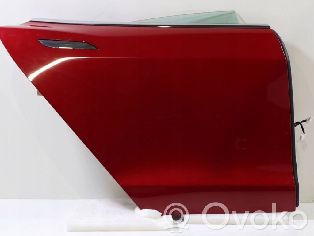 Tesla Model S Galinės durys 