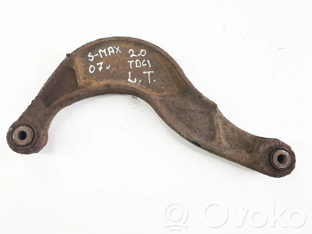 Rear control arm