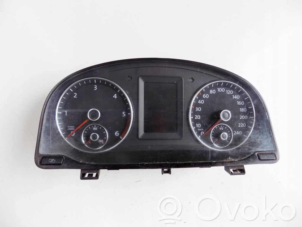Volkswagen Caddy Speedometer (instrument cluster) 