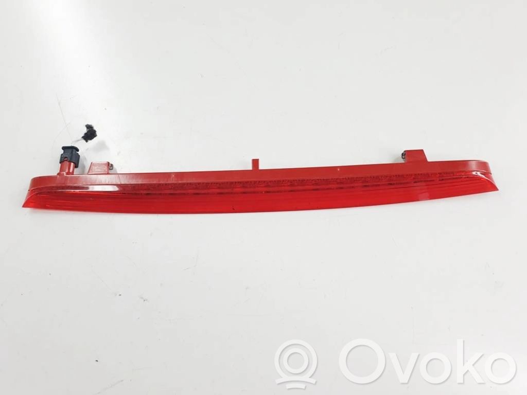 Volkswagen Taigo Third/center stoplight 