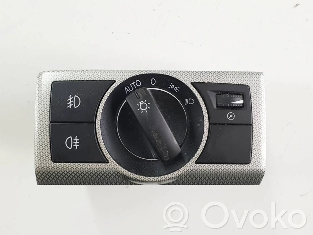 Opel Antara Light switch 