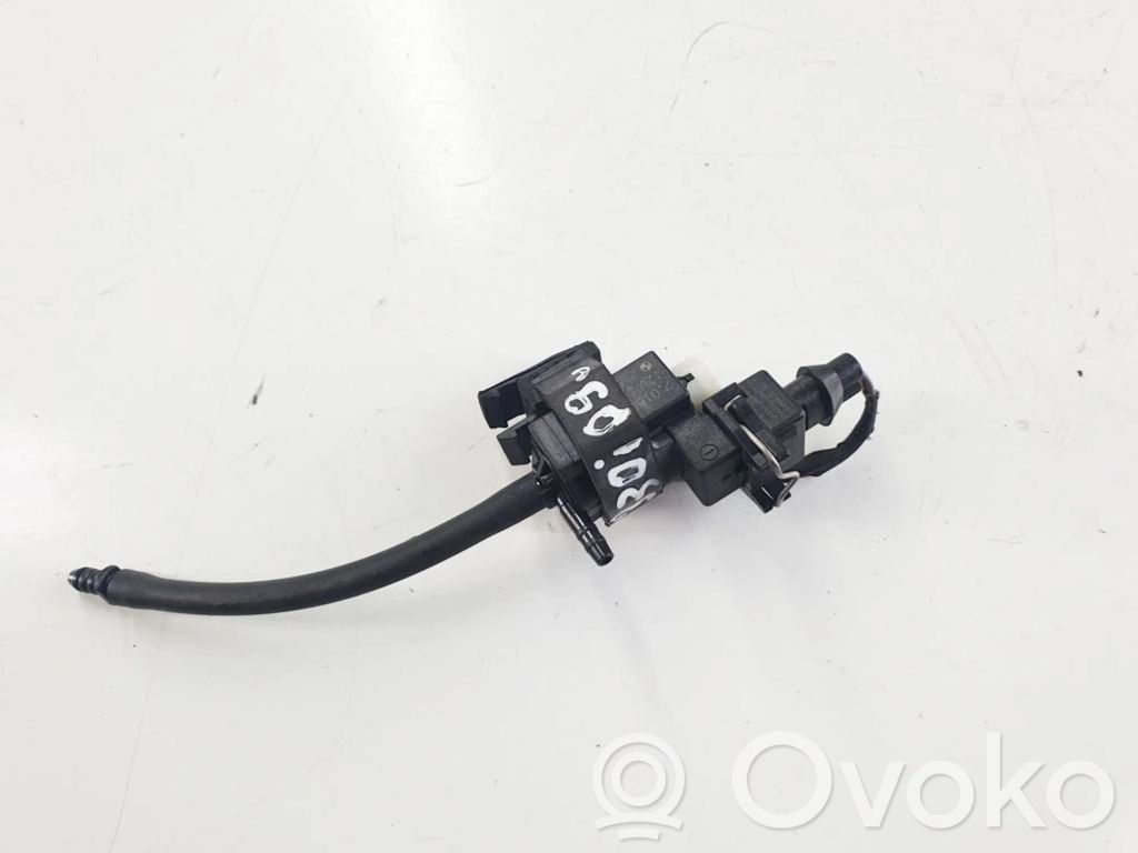 BMW 3 E92 E93 Turbo solenoid valve 