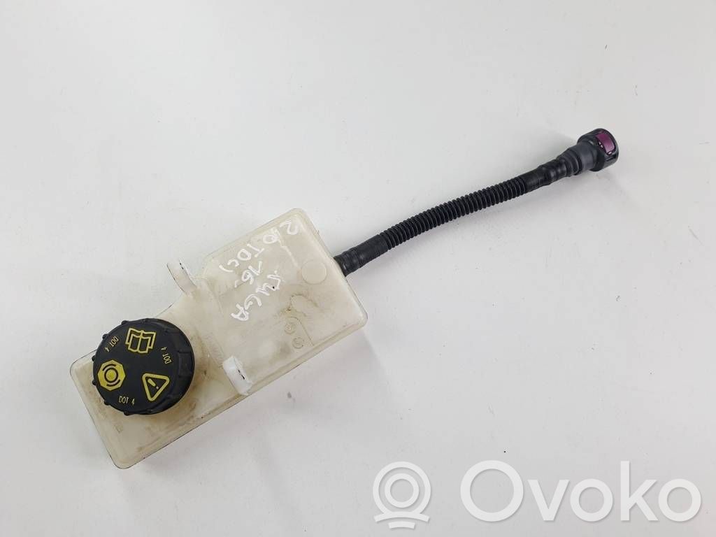Ford Kuga II Brake fluid reservoir 