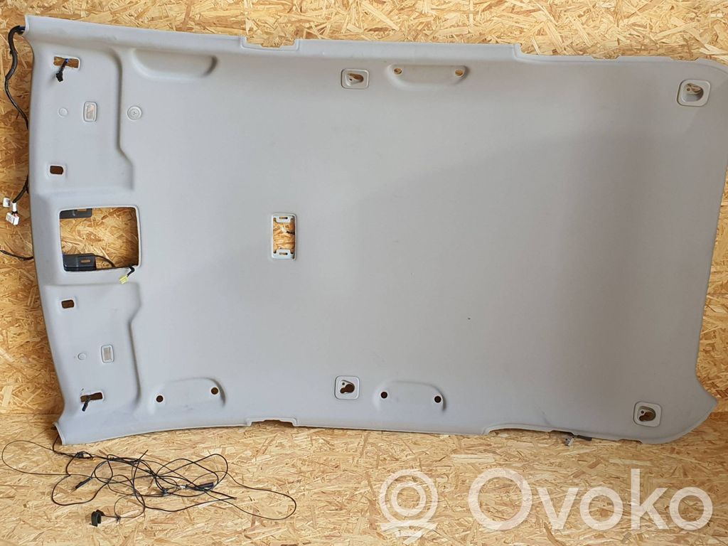 KIA Ceed Headlining 