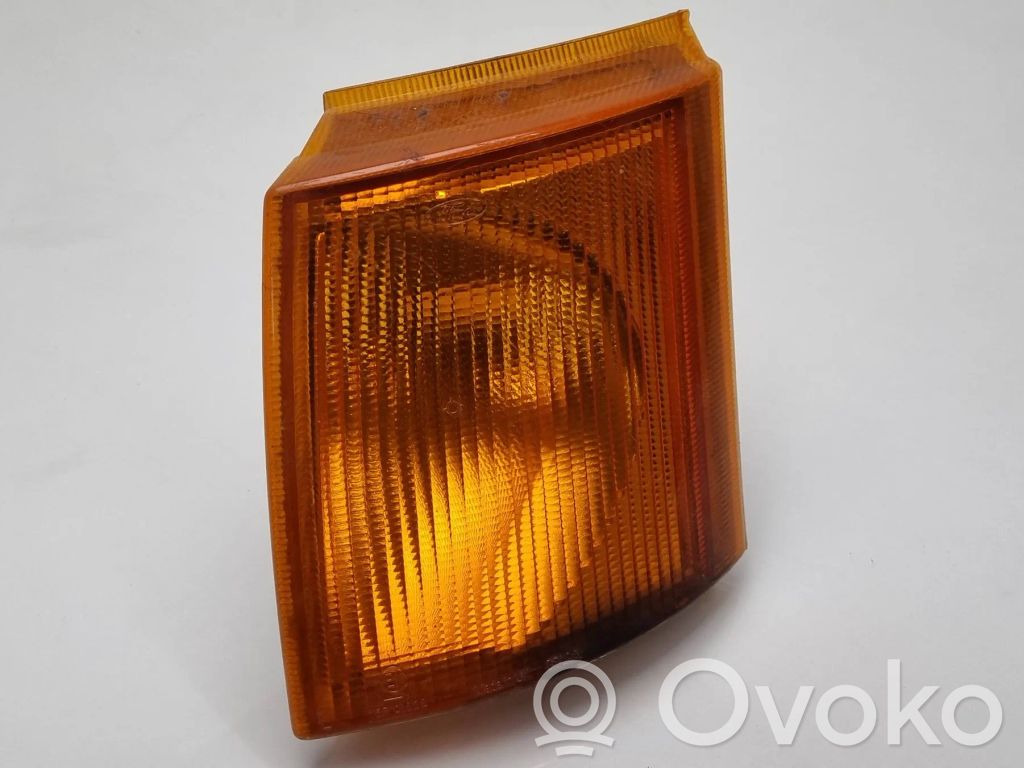 Front indicator light   92VB13369AA